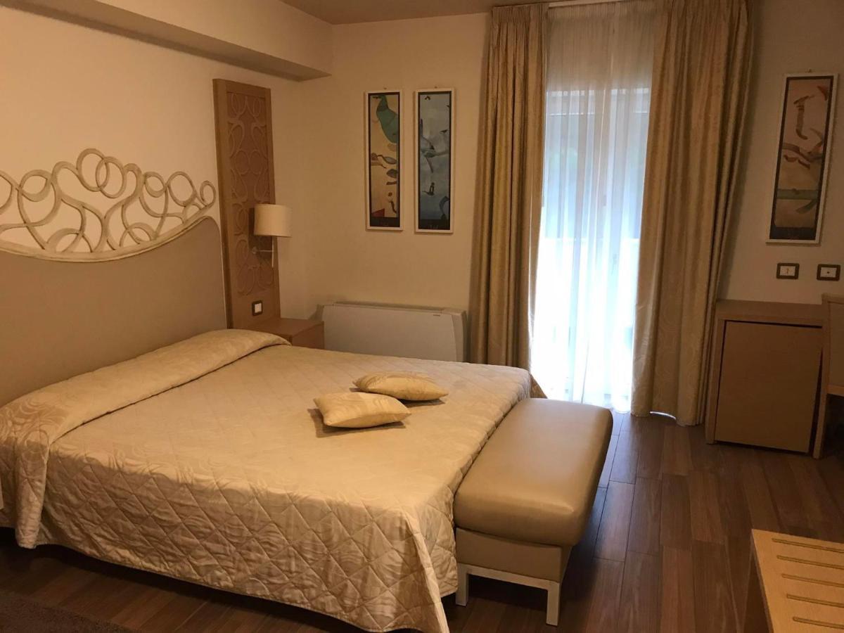 Hotel Duchessa Della Sila San Giovanni in Fiore Luaran gambar